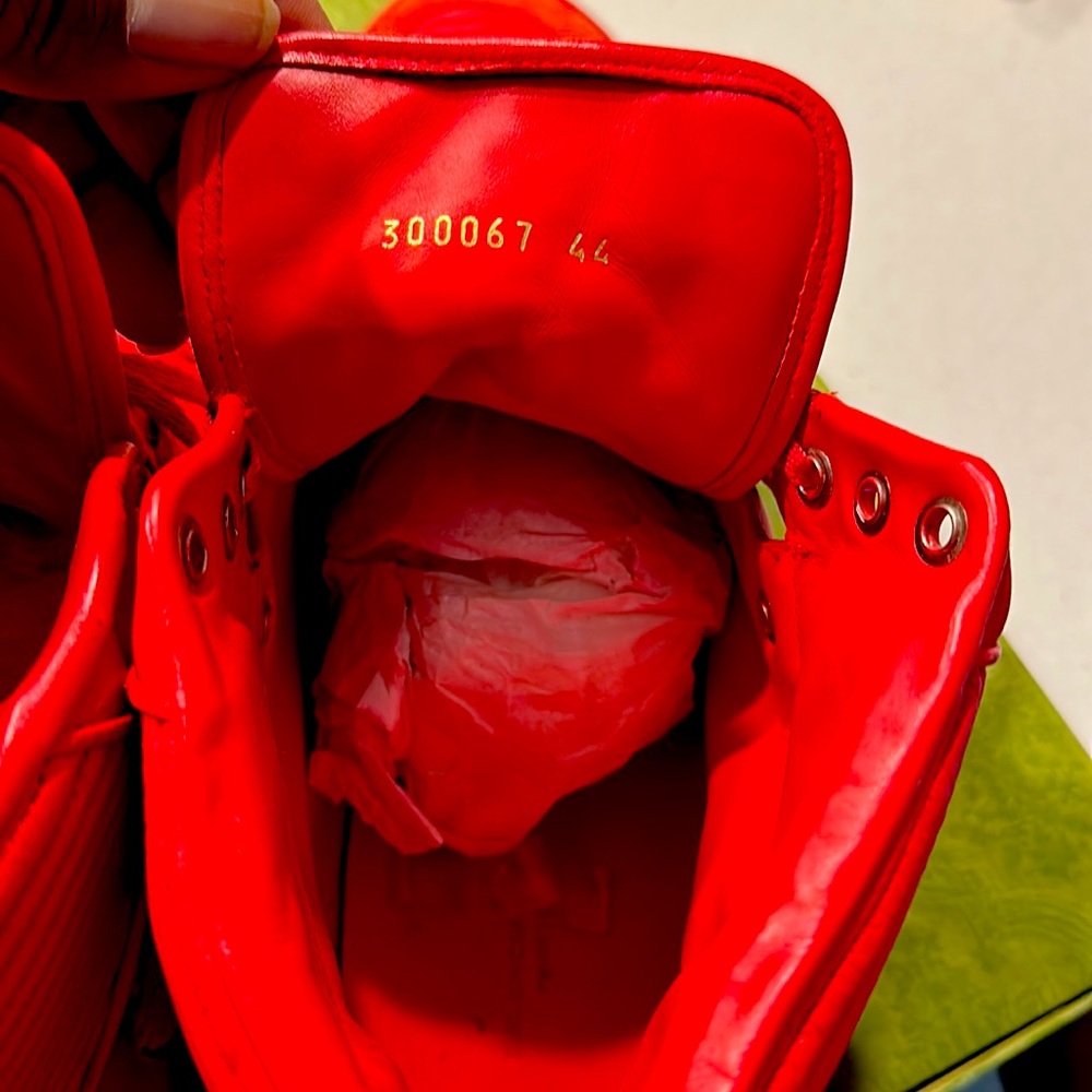 Lightly worn Balenciagas - Picture 5 of 6